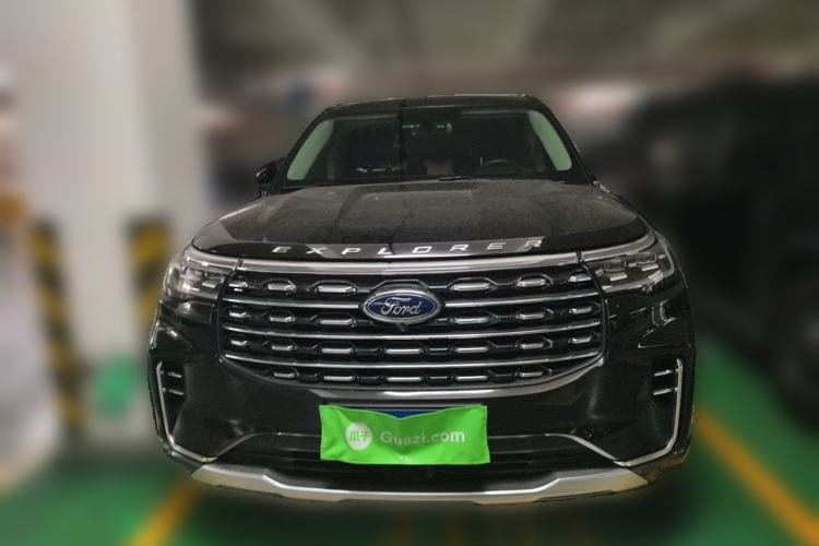 Used Ford Explorer 2023 EcoBoost 285 Four-Wheel Drive Titanium Edition 7-Seater Front