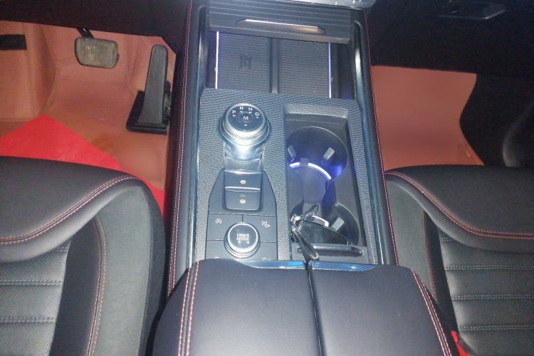 Used Ford Explorer 2023 EcoBoost 285 4x4 ST-LINE 7-Seater Gear Lever