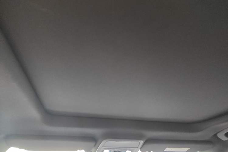 Used Ford Explorer 2023 EcoBoost 285 4x4 ST-LINE 7-Seater Headliner