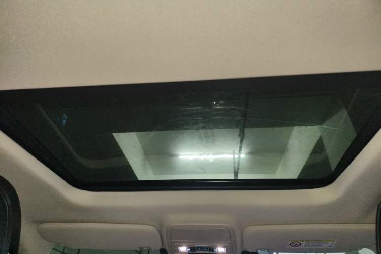Used Ford Explorer 2023 EcoBoost 285 Four-Wheel Drive Titanium Edition 7-Seater Headliner