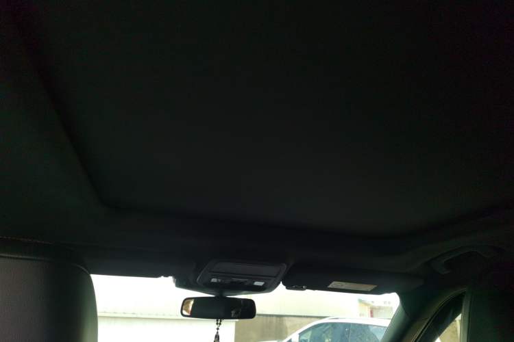 Used Ford Explorer 2023 EcoBoost 285 4x4 ST-LINE 6-Seater Headliner
