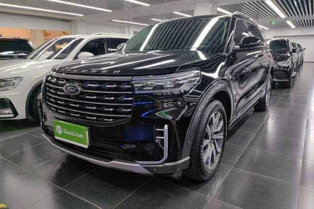 Used Ford Explorer 2023 EcoBoost 285 Four-Wheel Drive Titanium Edition 7-Seater