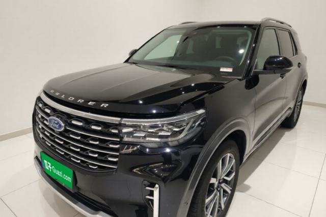 Used Ford Explorer 2023 EcoBoost 285 Four-Wheel Drive Titanium Edition 7-Seater