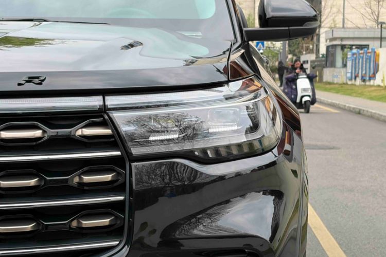Used Ford Explorer 2023 EcoBoost 285 Four-Wheel Drive Red Gold Edition 6 Seats Left Front Headlight