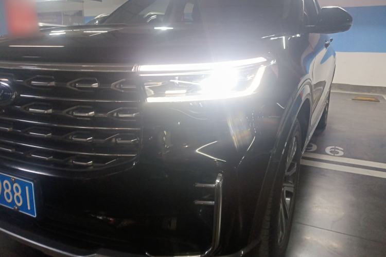 Used Ford Explorer 2023 EcoBoost 285 4x4 Trend Plus Edition 6 Seats Left Front Headlight