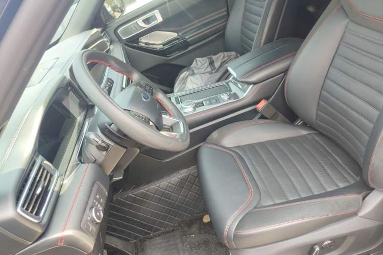 Used Ford Explorer 2023 EcoBoost 285 4x4 ST-LINE 7-Seater Left Front Seat