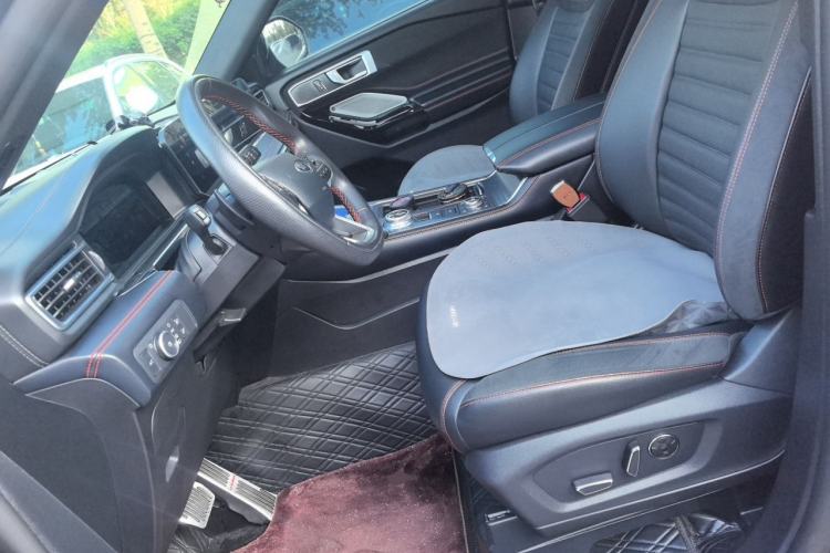 Used Ford Explorer 2023 EcoBoost 285 4x4 ST-LINE 6-Seater Left Front Seat
