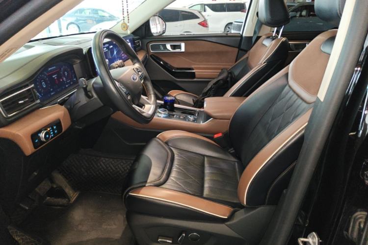 Used Ford Explorer 2023 EcoBoost 285 Four-Wheel Drive Titanium Edition 6 Seats Left Front Seat