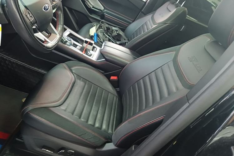 Used Ford Explorer 2023 EcoBoost 285 4x4 ST-LINE 6-Seater Left Front Seat