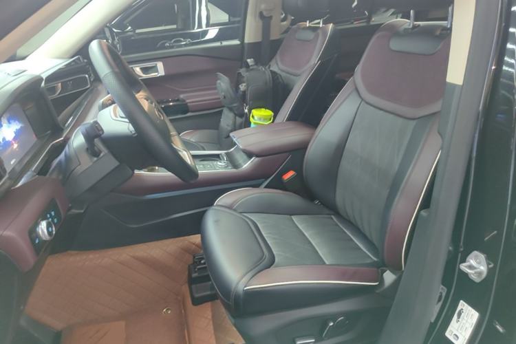 Used Ford Explorer 2023 EcoBoost 285 Four-Wheel Drive Titanium Edition 6 Seats Left Front Seat