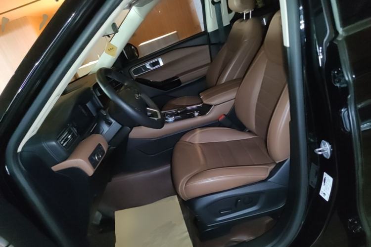 Used Ford Explorer 2023 EcoBoost 285 4x4 Trend Plus Edition 6 Seats Left Front Seat