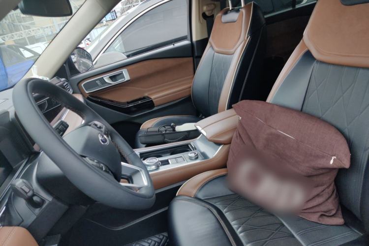 Used Ford Explorer 2023 EcoBoost 285 Four-Wheel Drive Titanium Edition 7-Seater Left Front Seat