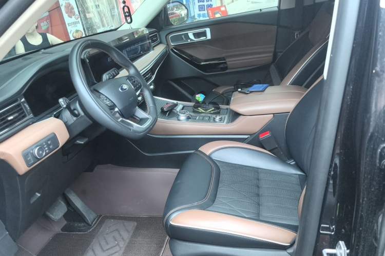 Used Ford Explorer 2023 EcoBoost 285 Four-Wheel Drive Titanium Edition 6 Seats Left Front Seat