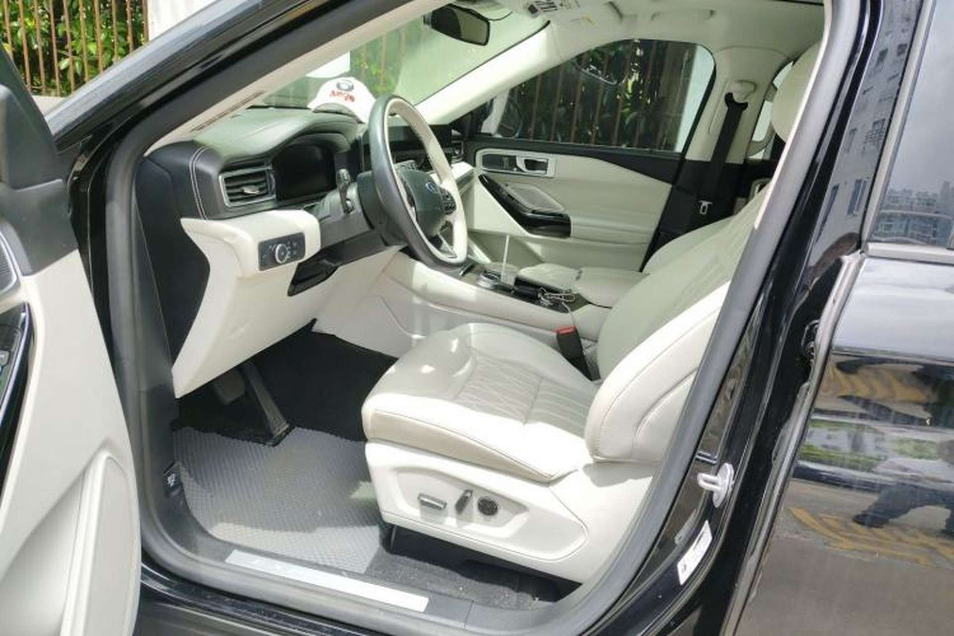 Used Ford Explorer 2023 EcoBoost 285 Four-Wheel Drive Red Gold Edition 6 Seats Left Front Seat