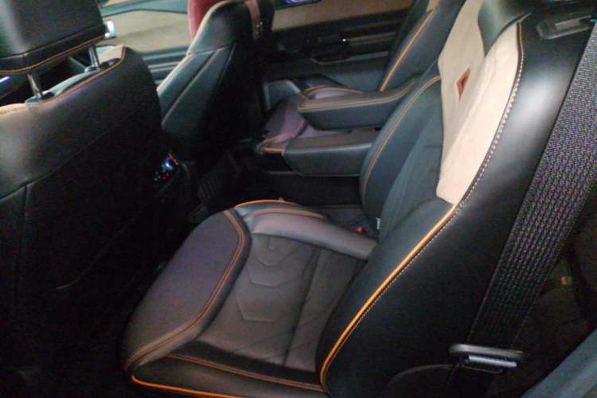 Used Ford Explorer 2023 EcoBoost 285 Kunlun Peak Edition 6-Seater Left Rear Seat