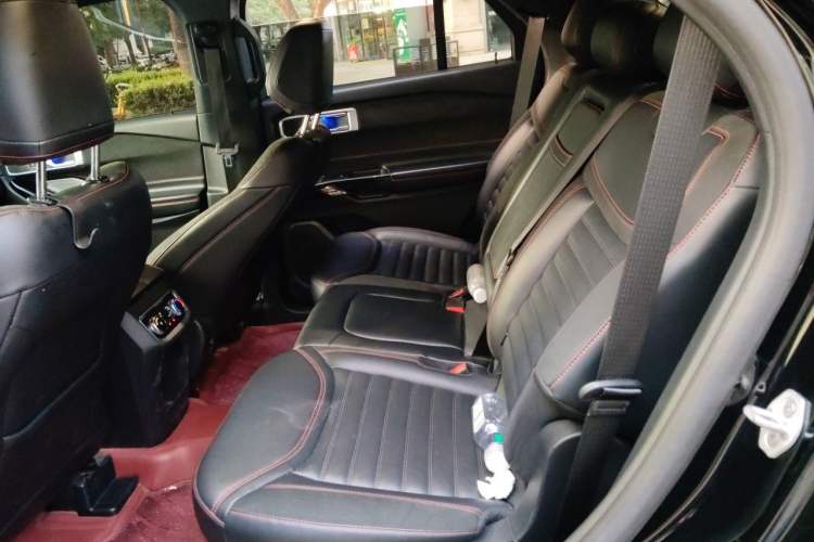 Used Ford Explorer 2023 EcoBoost 285 4x4 ST-LINE 7-Seater Left Rear Seat