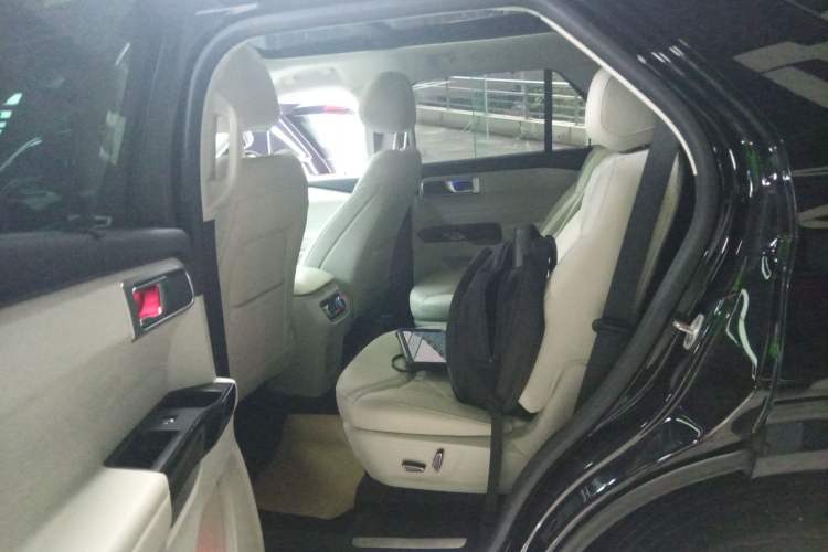 Used Ford Explorer 2023 EcoBoost 285 Four-Wheel Drive Red Gold Edition 6 Seats Left Rear Seat