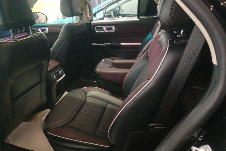 Used Ford Explorer 2023 EcoBoost 285 Four-Wheel Drive Titanium Edition 6 Seats Left Rear Seat