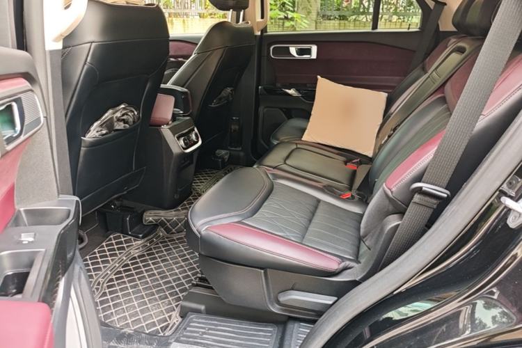 Used Ford Explorer 2023 EcoBoost 285 Four-Wheel Drive Titanium Edition 7-Seater Left Rear Seat