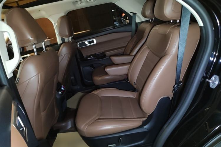 Used Ford Explorer 2023 EcoBoost 285 4x4 Trend Plus Edition 6 Seats Left Rear Seat