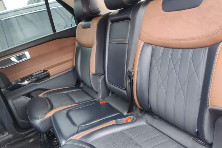 Used Ford Explorer 2023 EcoBoost 285 Four-Wheel Drive Titanium Edition 7-Seater Left Rear Seat