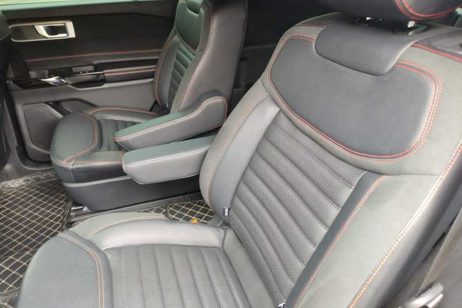 Used Ford Explorer 2023 EcoBoost 285 4x4 ST-LINE 6-Seater Left Rear Seat