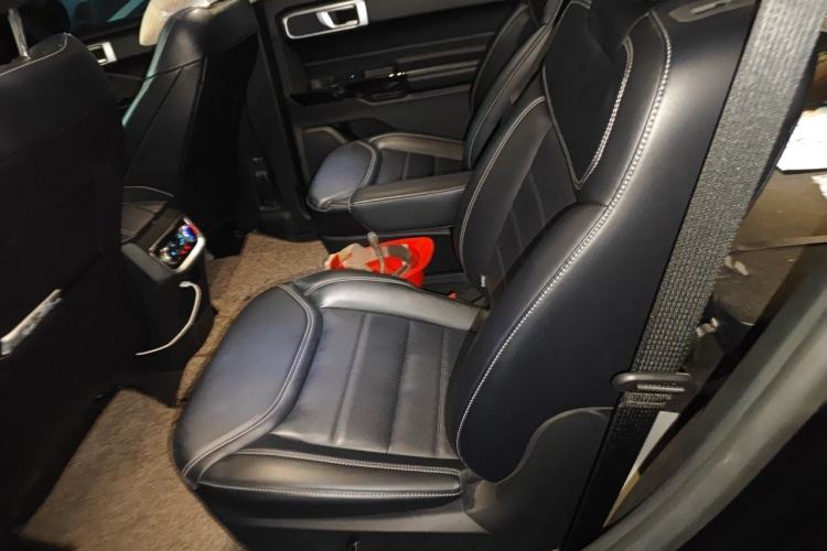 Used Ford Explorer 2023 EcoBoost 285 4x4 Trend Plus Edition 6 Seats Left Rear Seat