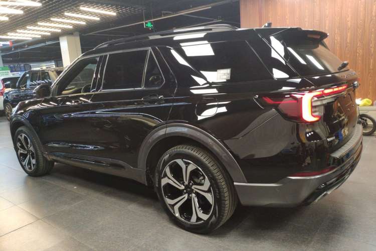 Used Ford Explorer 2023 EcoBoost 285 4x4 ST-LINE 6-Seater Left Side