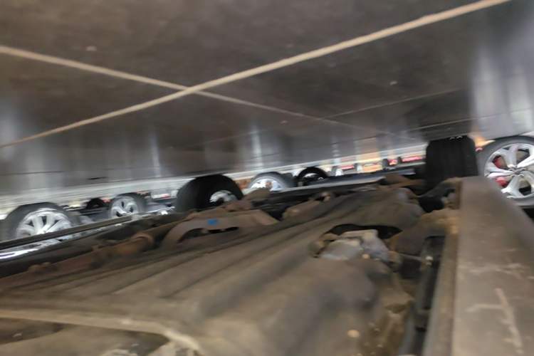 Used Ford Explorer 2023 EcoBoost 285 Four-Wheel Drive Titanium Edition 6 Seats Left Side Sill