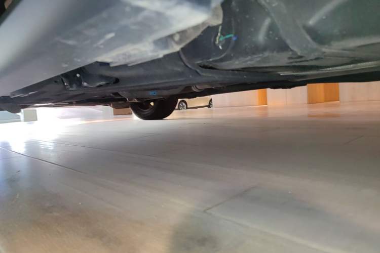 Used Ford Explorer 2023 EcoBoost 285 4x4 Trend Plus Edition 6 Seats Left Side Sill