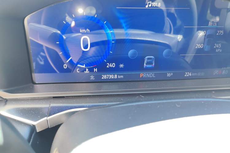 Used Ford Explorer 2023 EcoBoost 285 4x4 Trend Plus Edition 6 Seats Odometer Close Up
