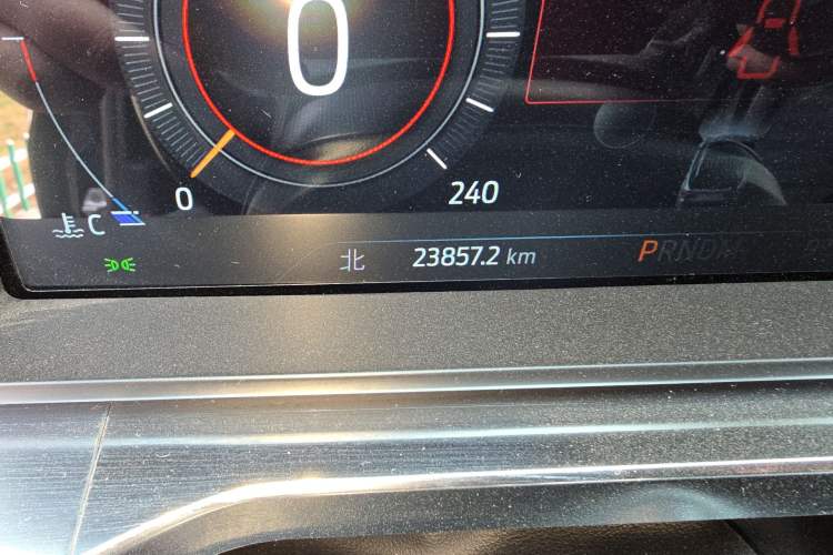 Used Ford Explorer 2023 EcoBoost 285 4x4 ST-LINE 6-Seater Odometer Close Up