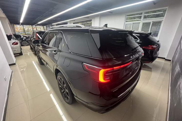 Used Ford Explorer 2023 EcoBoost 285 Four-Wheel Drive Titanium Edition 6 Seats Rear Left 45 Deg