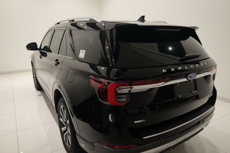 Used Ford Explorer 2023 EcoBoost 285 Four-Wheel Drive Titanium Edition 7-Seater Rear Left 45 Deg