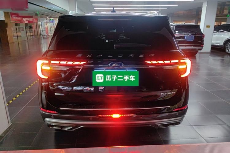 Ford Explorer 2023 — 5