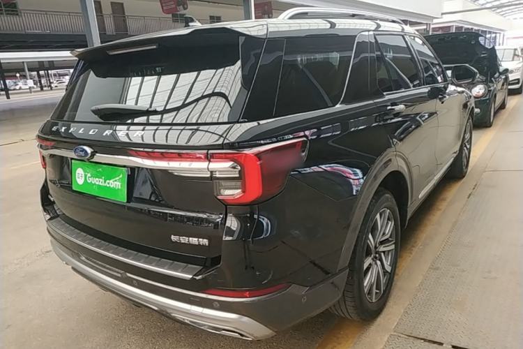 Used Ford Explorer 2023 EcoBoost 285 Four-Wheel Drive Titanium Edition 7-Seater Rear Right 45 Deg