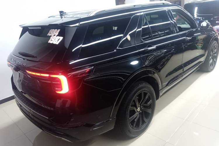 Used Ford Explorer 2023 EcoBoost 285 Four-Wheel Drive Titanium Edition 6 Seats Rear Right 45 Deg