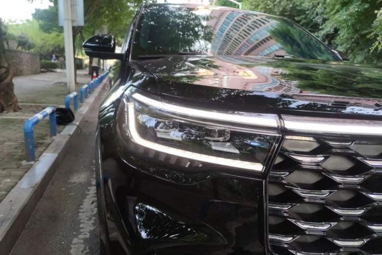 Used Ford Explorer 2023 EcoBoost 285 4x4 ST-LINE 6-Seater Right Front Headlight