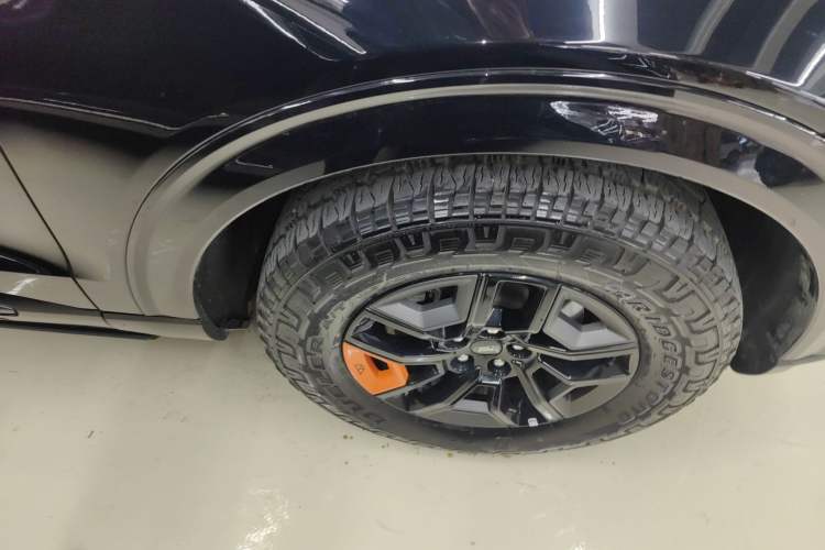 Used Ford Explorer 2023 EcoBoost 285 Kunlun Peak Edition 6-Seater Right Front Wheel Hub