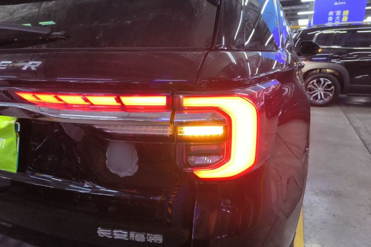 Used Ford Explorer 2023 EcoBoost 285 Four-Wheel Drive Stylish Plus Version 7 Seats Right Rear Taillight