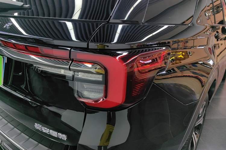 Used Ford Explorer 2023 EcoBoost 285 4x4 ST-LINE 6-Seater Right Rear Taillight