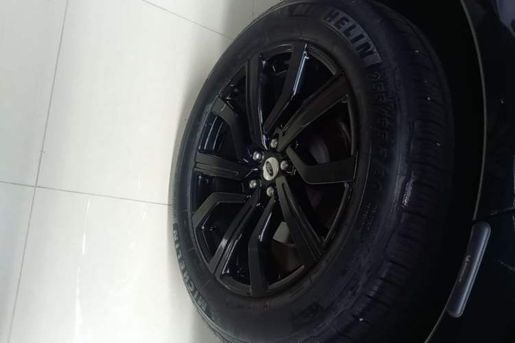 Used Ford Explorer 2023 EcoBoost 285 Four-Wheel Drive Titanium Edition 6 Seats Right Rear Wheel Hub
