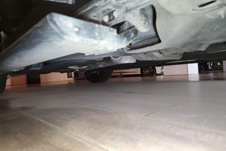 Used Ford Explorer 2023 EcoBoost 285 4x4 Trend Plus Edition 6 Seats Right Side Sill