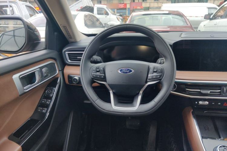 Used Ford Explorer 2023 EcoBoost 285 Four-Wheel Drive Titanium Edition 7-Seater Steering Wheel