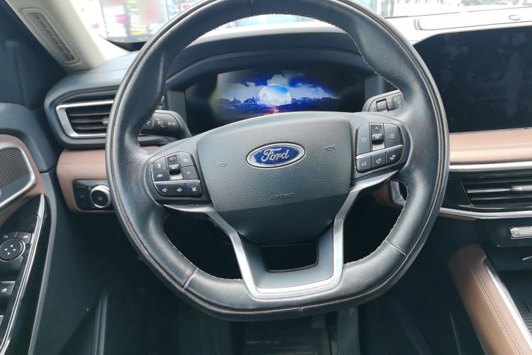 Used Ford Explorer 2023 EcoBoost 285 Four-Wheel Drive Titanium Edition 7-Seater Steering Wheel