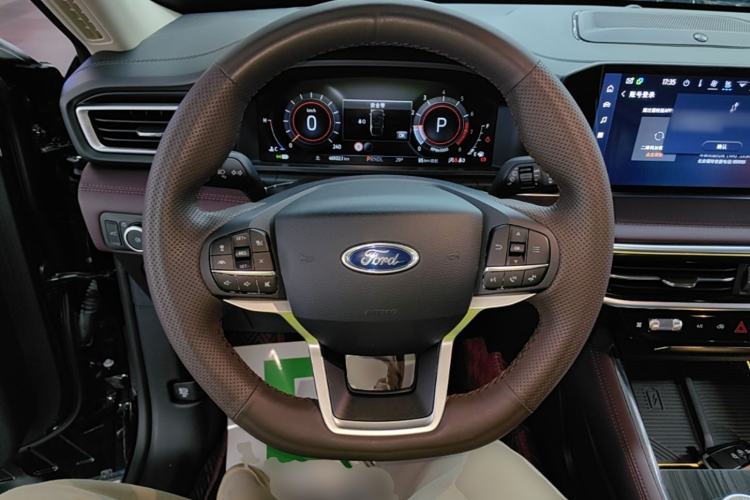 Used Ford Explorer 2023 EcoBoost 285 Four-Wheel Drive Titanium Edition 7-Seater Steering Wheel