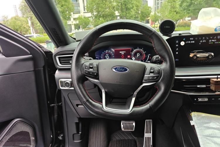 Used Ford Explorer 2023 EcoBoost 285 4x4 ST-LINE 6-Seater Steering Wheel