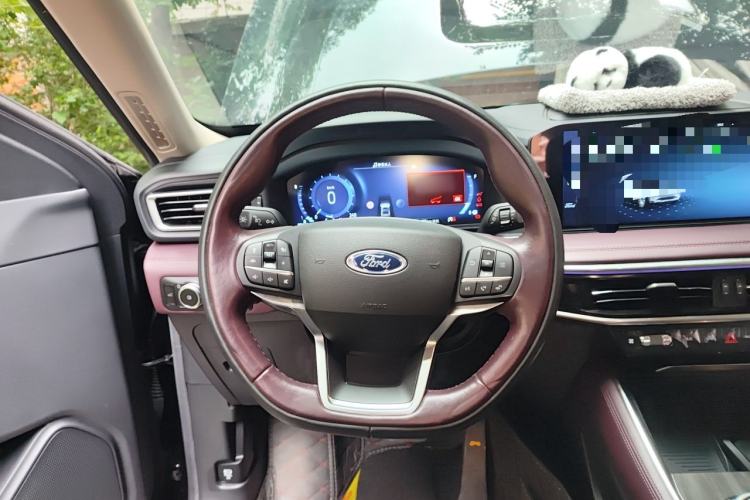 Used Ford Explorer 2023 EcoBoost 285 Four-Wheel Drive Titanium Edition 6 Seats Steering Wheel