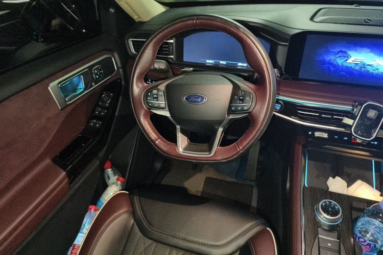 Used Ford Explorer 2023 EcoBoost 285 Four-Wheel Drive Titanium Edition 7-Seater Steering Wheel