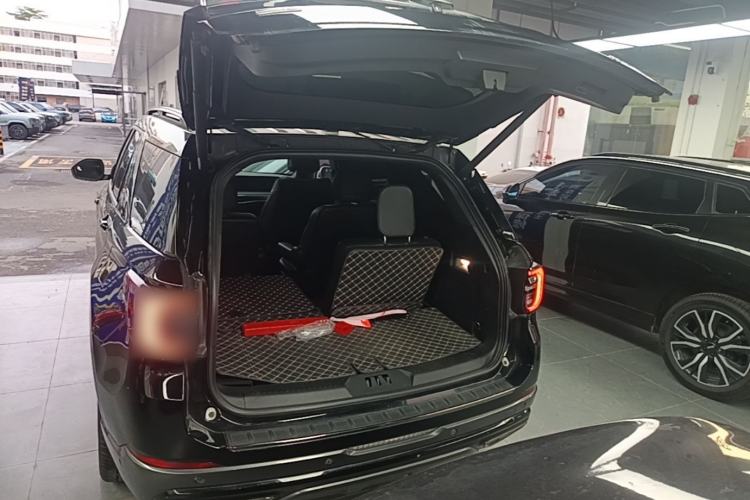 Used Ford Explorer 2023 EcoBoost 285 4x4 ST-LINE 6-Seater Trunk